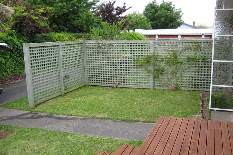 Photo of property in 2/478 Barbadoes Street, Edgeware, Christchurch, 8013
