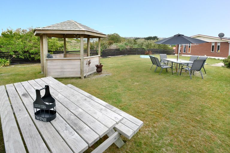 Photo of property in 27 Luke Street, Ocean Grove, Dunedin, 9013