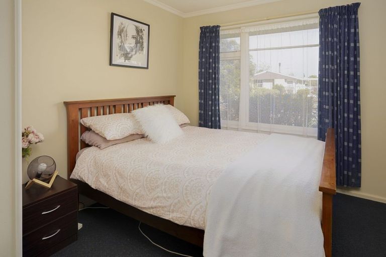 Photo of property in 12 Morris Road, Amberley, 7410