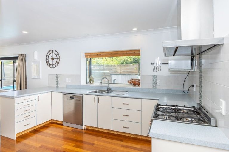 Photo of property in 27 Halcione Close, Flagstaff, Hamilton, 3210