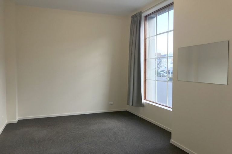 Photo of property in 23 Vogel Street, Dunedin Central, Dunedin, 9016