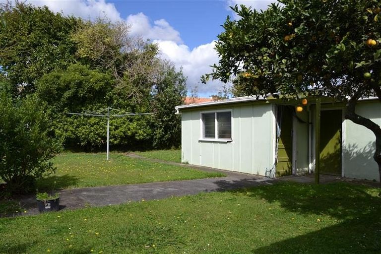 Photo of property in 53 Savage Crescent, West End, Palmerston North, 4412