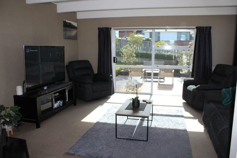 Photo of property in 102 Centennial Avenue, Helensburgh, Dunedin, 9010