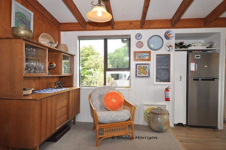 Photo of property in 43 Pahi Road, Paparoa, 0571