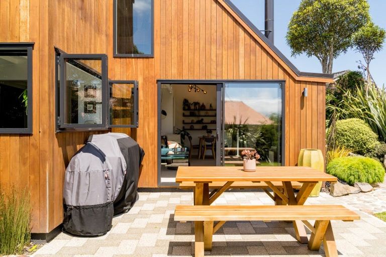 Photo of property in 203 Highcliff Road, Shiel Hill, Dunedin, 9013