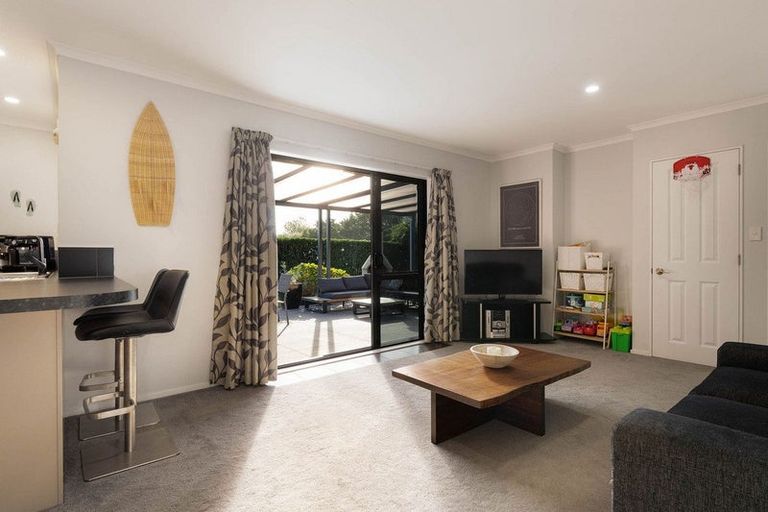 Photo of property in 61 Cotswold Place, Ohauiti, Tauranga, 3112