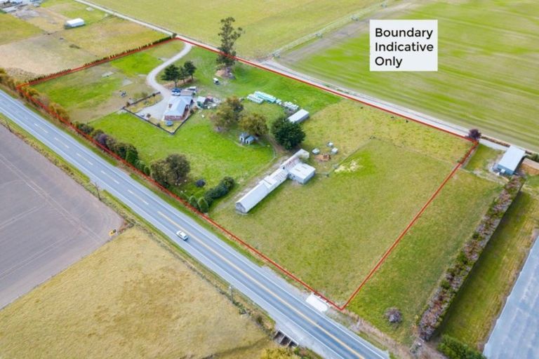 Photo of property in 14 Arowhenua Station Road, Kerrytown, Timaru, 7973