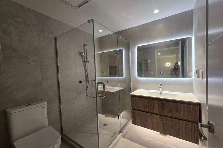 Photo of property in 14b Isobel Road, Greenhithe, Auckland, 0632