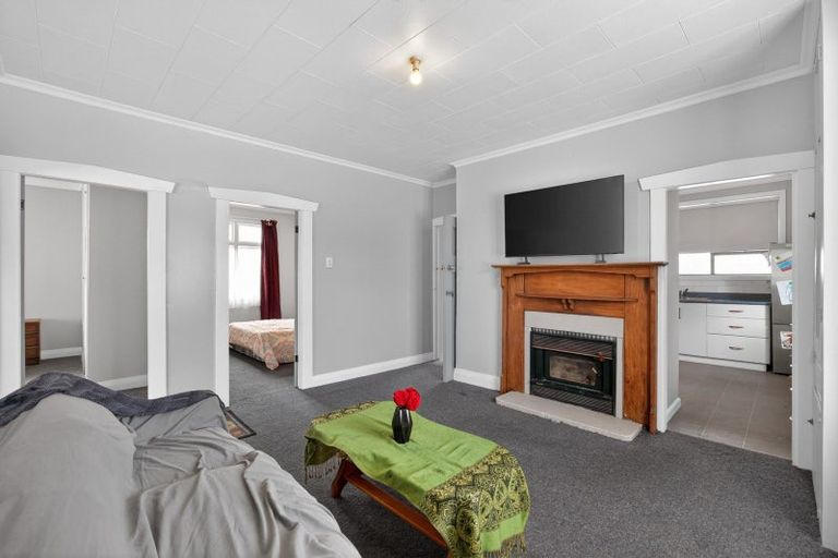 Photo of property in 12 Hampden Street, Murchison, 7007