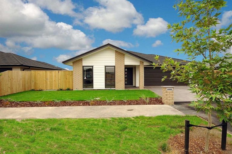 Photo of property in 16 Lambies Street, Marshland, Christchurch, 8083