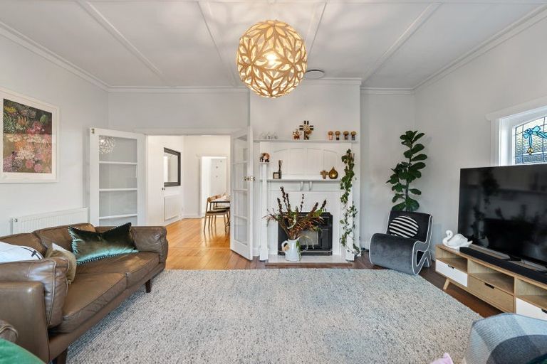 Photo of property in 2 Karamu Street, Ngaio, Wellington, 6035