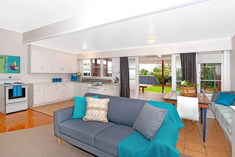 Photo of property in 177 Roebuck Road, Gisborne, 4010