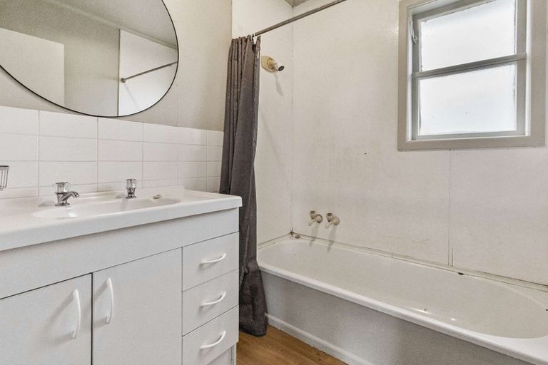 Photo of property in 5 Macaulay Street, Leamington, Cambridge, 3432