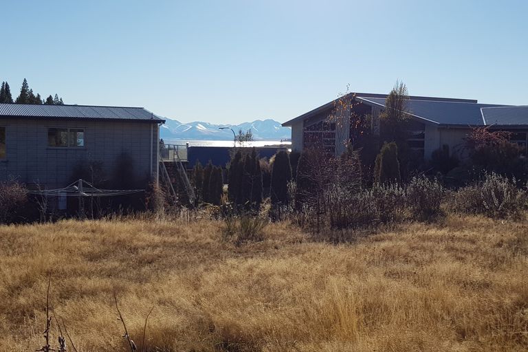 Photo of property in 24 Hamilton Drive, Lake Tekapo, 7999