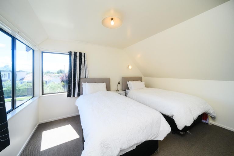 Photo of property in 40 Lincoln Terrace, Hokowhitu, Palmerston North, 4410