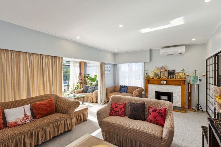 Photo of property in 16 Eatwell Avenue, Paraparaumu Beach, Paraparaumu, 5032