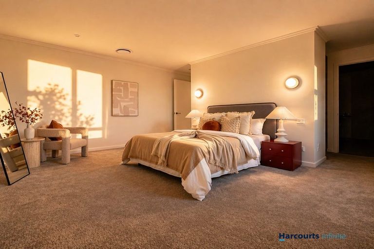 Photo of property in 545 Beach Road, Murrays Bay, Auckland, 0630