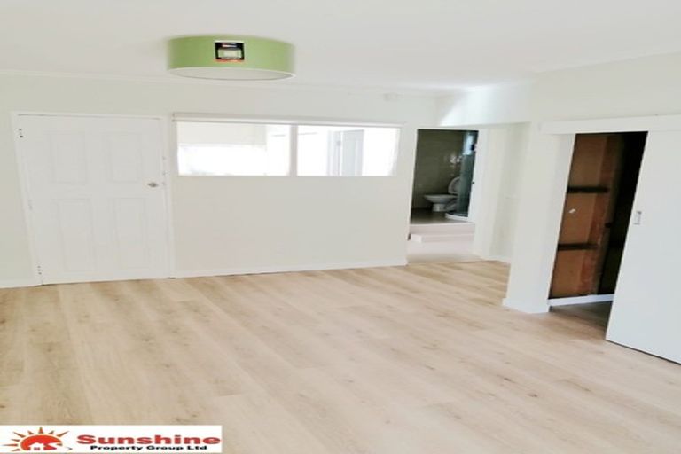Photo of property in 29 Galaxy Drive, Mairangi Bay, Auckland, 0630