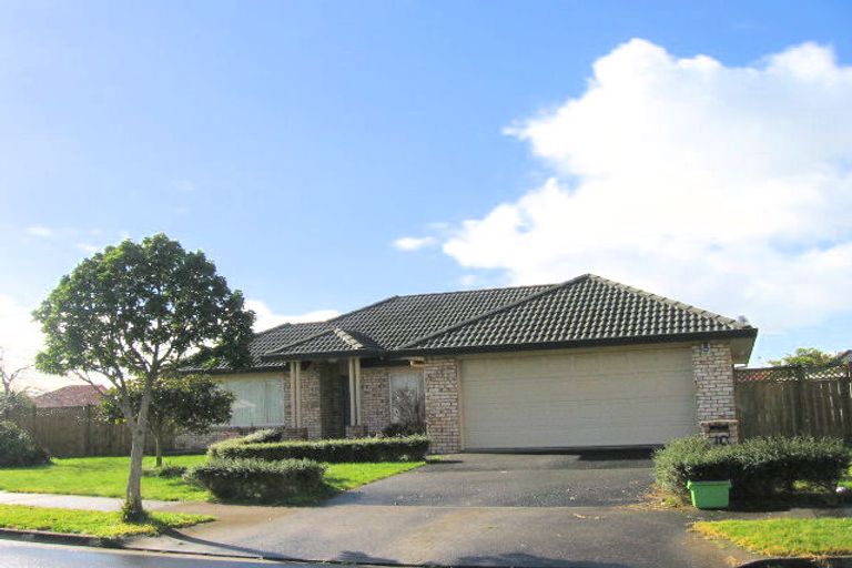 Photo of property in 10 Brompton Place, Burswood, Auckland, 2013