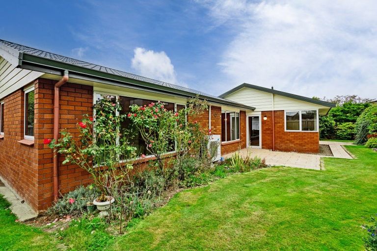 Photo of property in 15 Mcleod Court, Rosedale, Invercargill, 9810