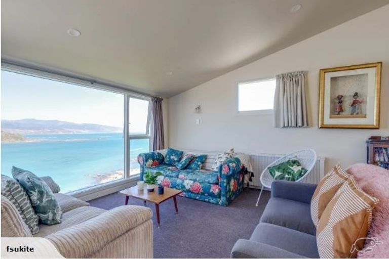 Photo of property in 27 View Road, Houghton Bay, Wellington, 6023