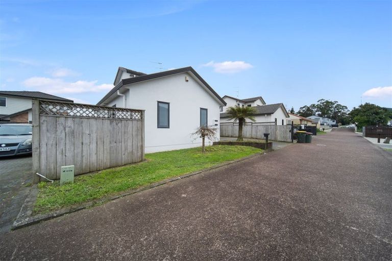 Photo of property in 2/45a Great South Road, Manurewa, Auckland, 2102