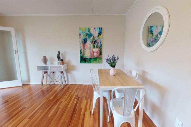 Photo of property in Regency Flats, 6/29-45 Miramar North Road, Miramar, Wellington, 6022