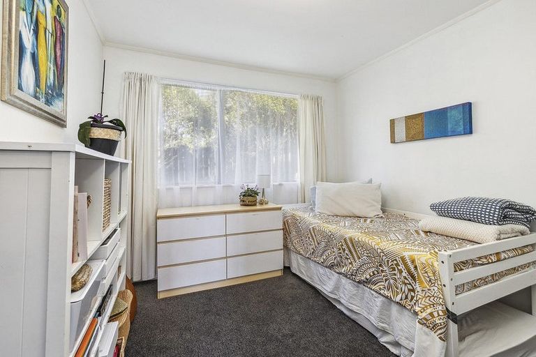 Photo of property in 5 Tikati View, Titahi Bay, Porirua, 5022