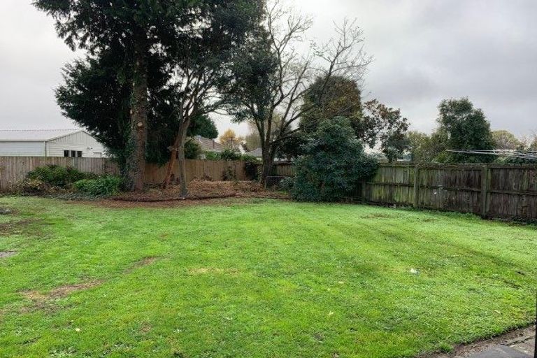 Photo of property in 17 Aorangi Road, Bryndwr, Christchurch, 8053