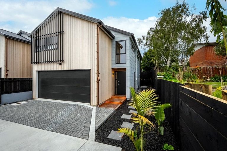 Photo of property in 42e Gordon Avenue, Milford, Auckland, 0620