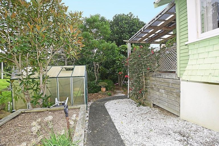 Photo of property in 21 Pakiri Road, Leigh, Warkworth, 0985