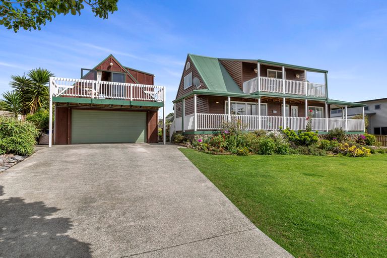 Photo of property in 7 Puriri Street, Raglan, 3225