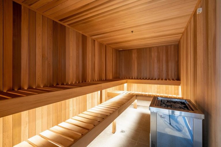 Photo of property in 2005/10 Commerce Street, Auckland Central, Auckland, 1010