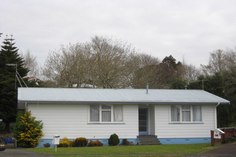 Photo of property in 7 Benbow Place, Westown, New Plymouth, 4310