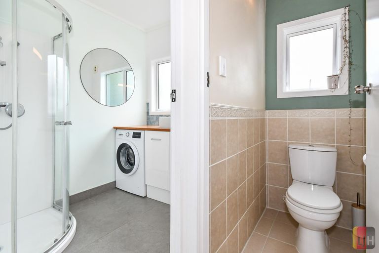 Photo of property in 2/15 Winiata Terrace, Papakura, 2110