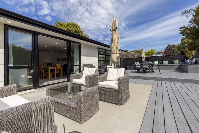 Photo of property in 14 Fiesta Grove, Raumati Beach, Paraparaumu, 5032