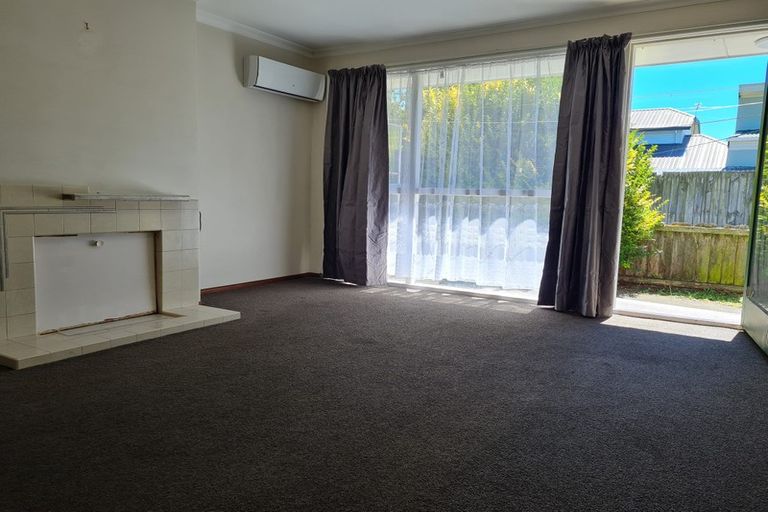 Photo of property in 2/15a Harakeke Street, Riccarton, Christchurch, 8011