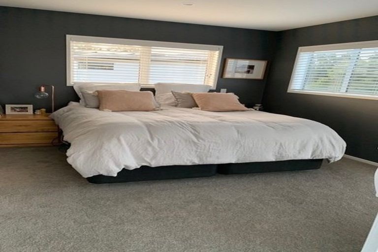 Photo of property in 5 Riroriro Road, Hobsonville, Auckland, 0616