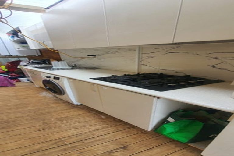 Photo of property in 9 Neesons Way, Glendene, Auckland, 0602