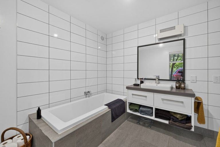 Photo of property in 308 Marine Drive, Charteris Bay, Lyttelton, 8971