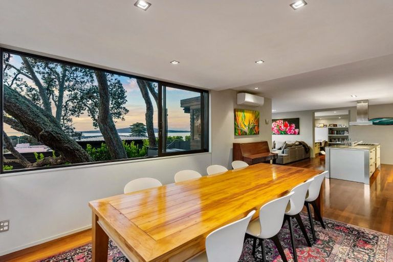 Photo of property in 4 Ronaki Road, Mission Bay, Auckland, 1071