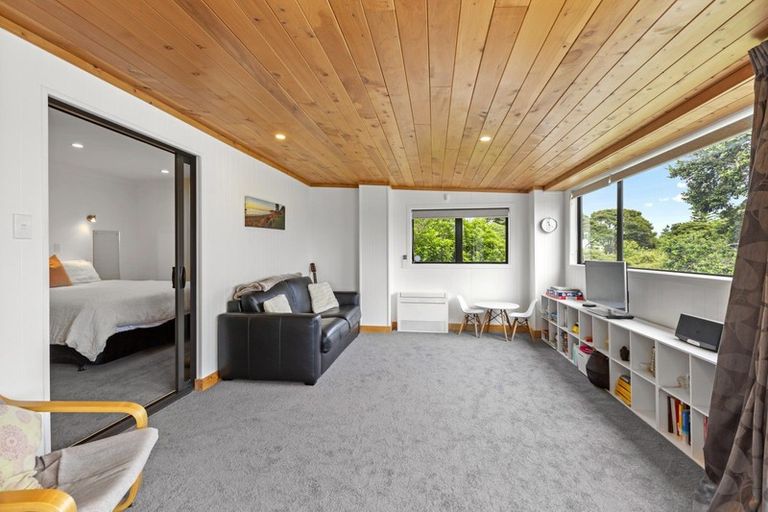 Photo of property in 8 Bay View Road, Raglan, 3225