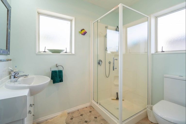 Photo of property in 22 Barrett Drive, Waikanae Beach, Waikanae, 5036