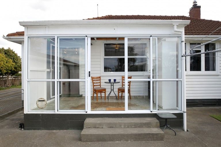 Photo of property in 704 Anson Street, Mayfair, Hastings, 4122