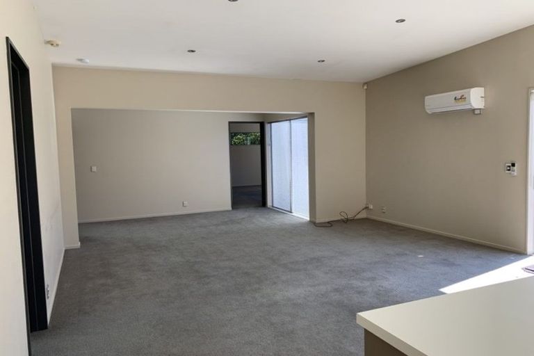 Photo of property in 11 Linkwater Way, Parklands, Christchurch, 8083