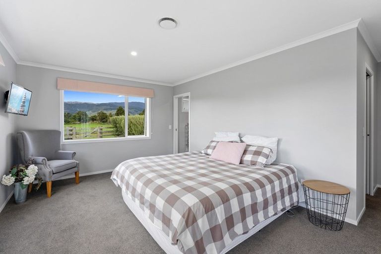 Photo of property in 319 Otaki Gorge Road, Hautere, Otaki, 5582