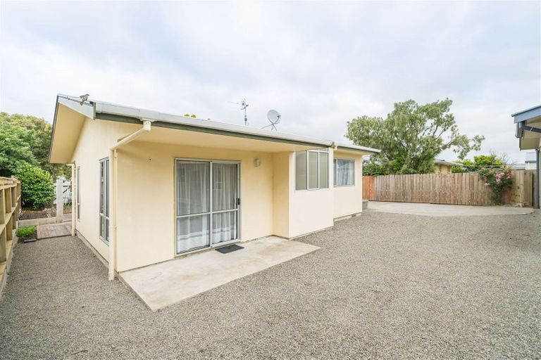 Photo of property in 104 Apollo Parade, Milson, Palmerston North, 4414