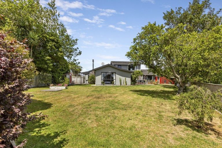 Photo of property in 68 Brois Street, Frankleigh Park, New Plymouth, 4310