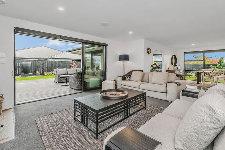 Photo of property in 10 Verdeco Boulevard, Lincoln, 7608