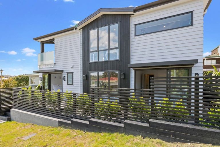 Photo of property in 12a Tiber Road, Forrest Hill, Auckland, 0620